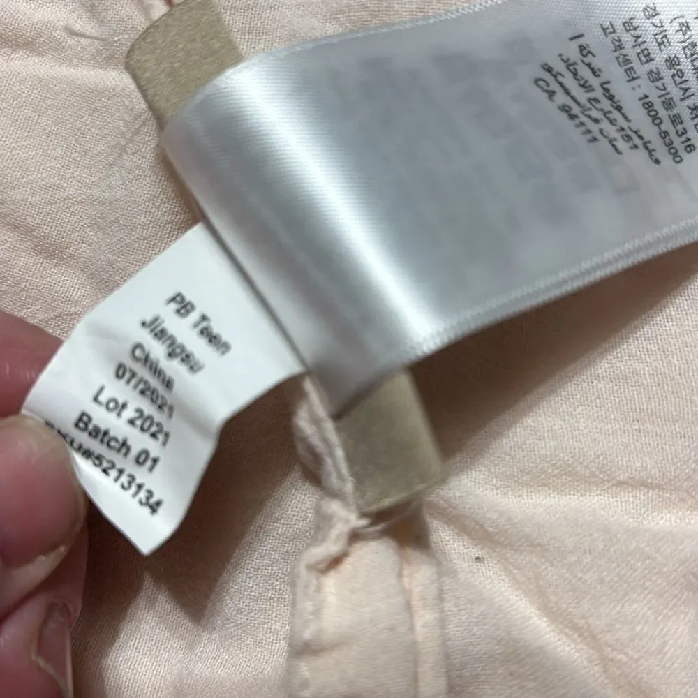 Pottery barn teen single pillowcase soft velvety light pink textured